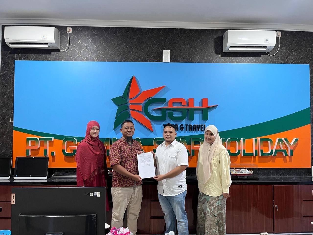 PT Gamma Star Holiday